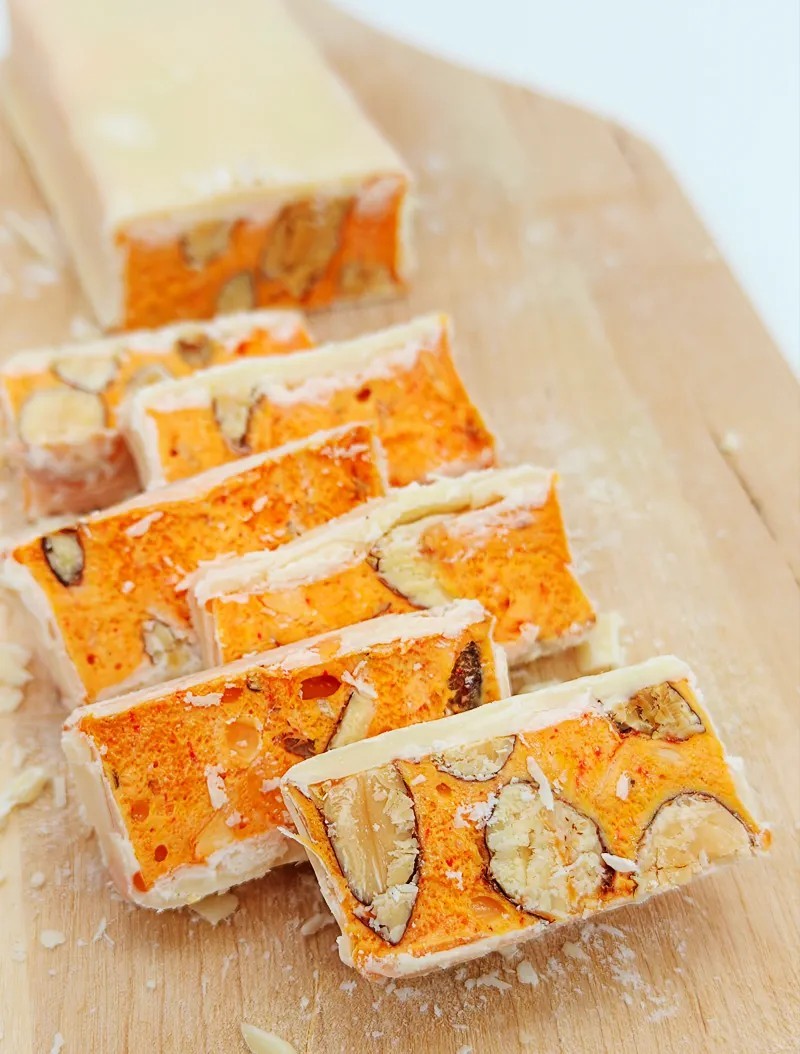 made-in-ischia-torrone-al-gusto-arancia-tenero-a-pezzi